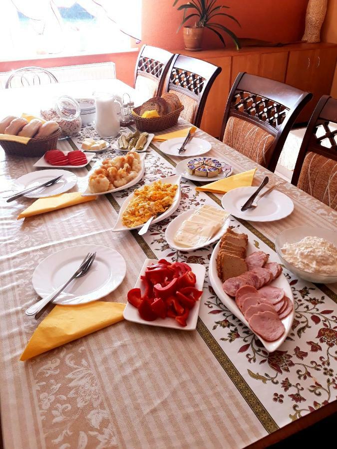 Narol Gospodarstwo Agroturystyczne Pod Lasem Maria Plazio מראה חיצוני תמונה